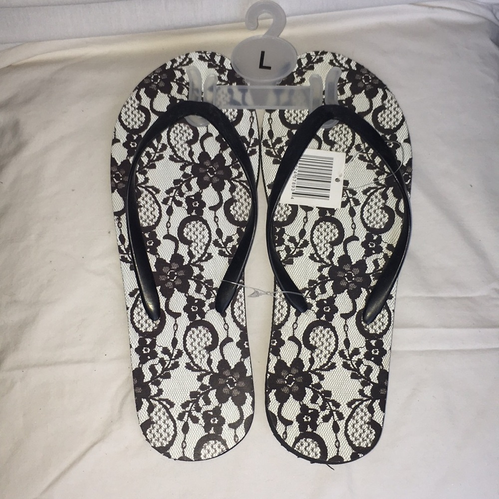Black and White Floral Flip-Flops